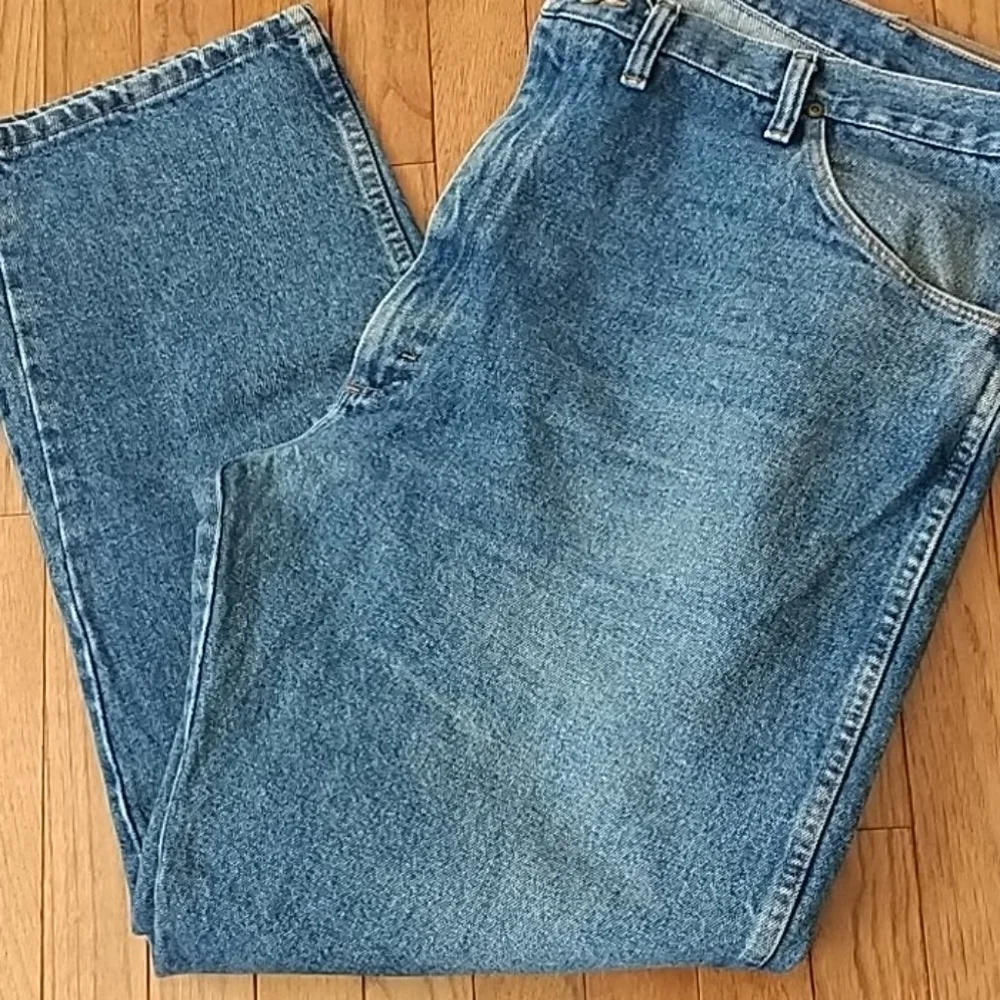 Wrangler Premium Authentic Big Size Jeans 44Wx30L - Picture 8 of 8